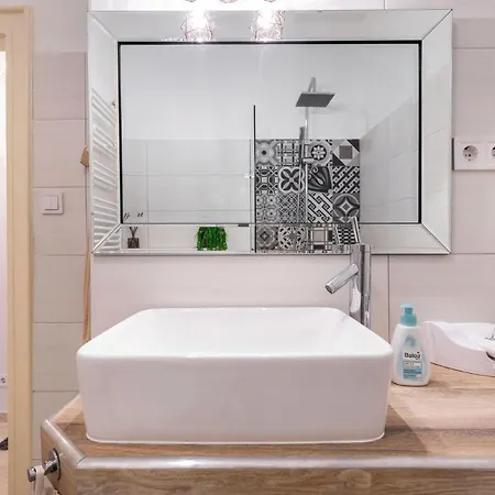 Διαμέρισμα Aircontitoned 2 Baths Apartman In The Center Βουδαπέστη