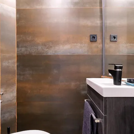 Διαμέρισμα Aircontitoned 2 Baths Apartman In The Center *